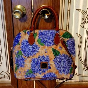 Dooney & Bourke zip zip floral satchel bag